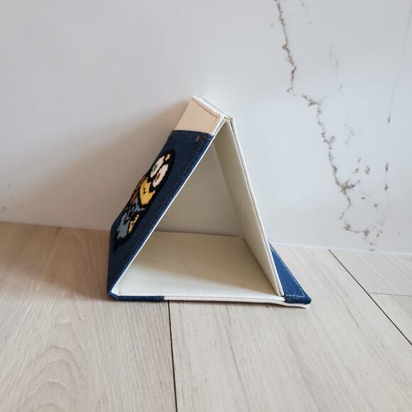 TM Universal Studios Japan Minions Folding Mirror Denim Beige Travel Make Up - Picture 8 of 10